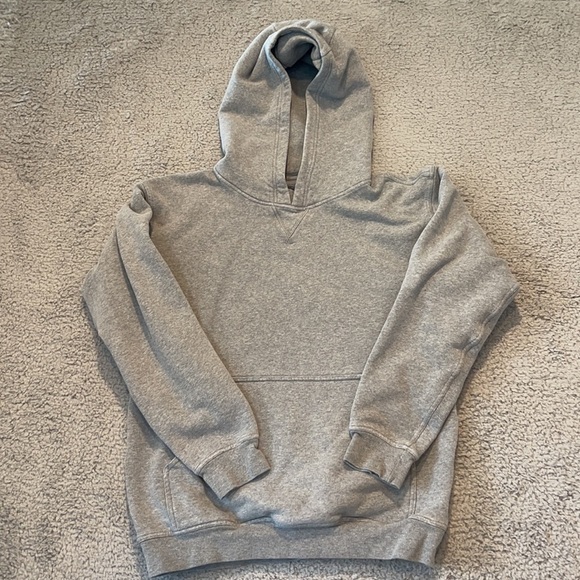 Lululemon All Yours Hoodie
Heathered Core Medium Grey size 6 - Picture 3 of 9